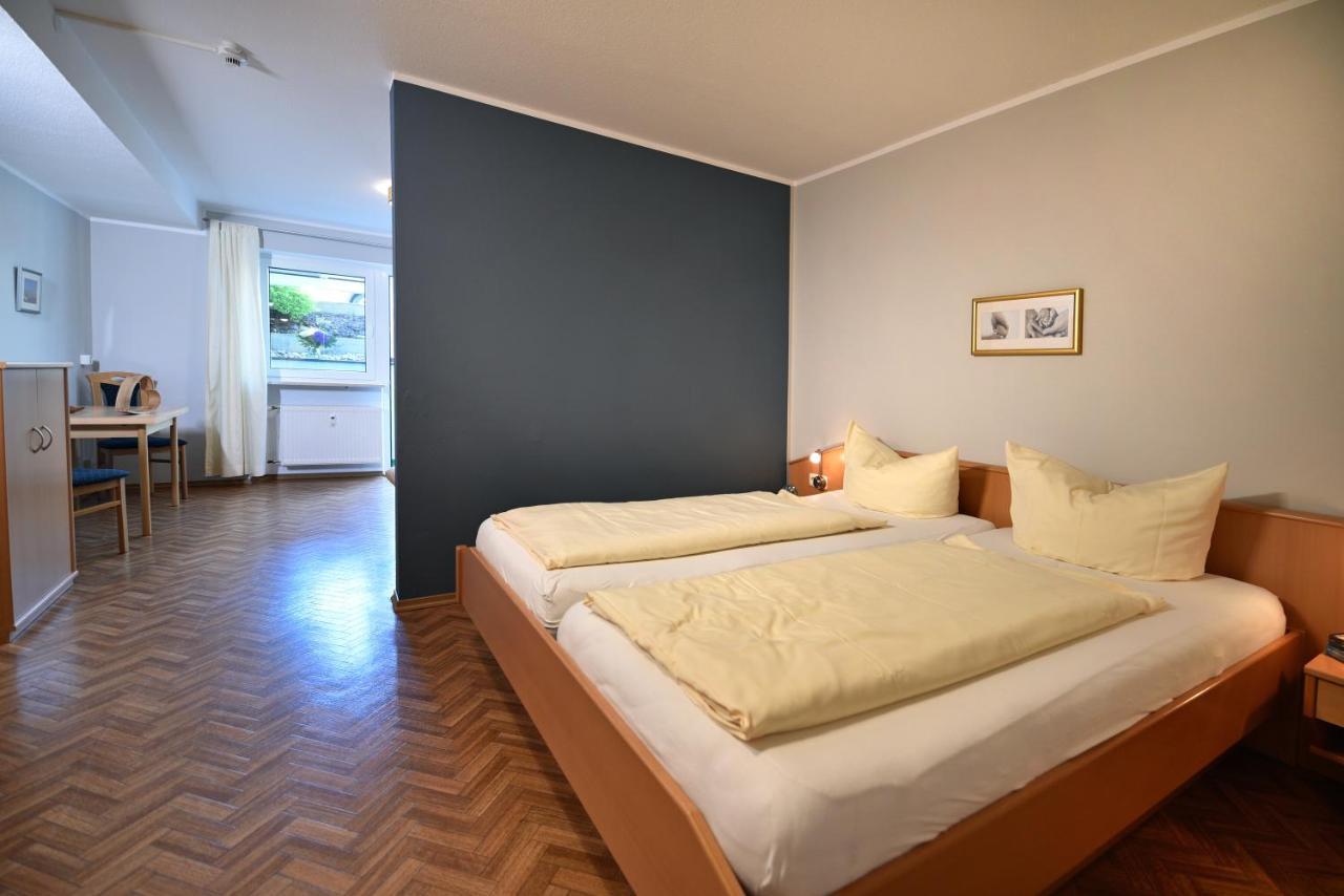 Erlkoenig Gaesteappartements Bad Fussing Bagian luar foto