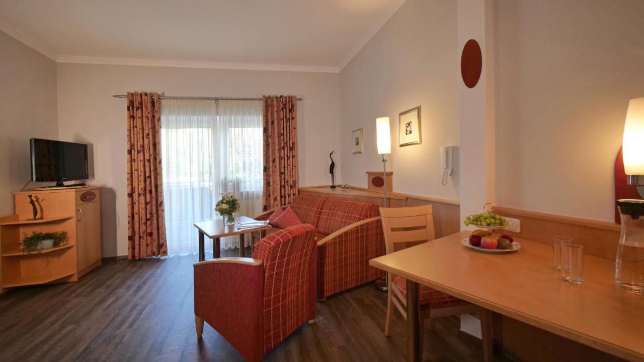 Erlkoenig Gaesteappartements Bad Fussing Bagian luar foto